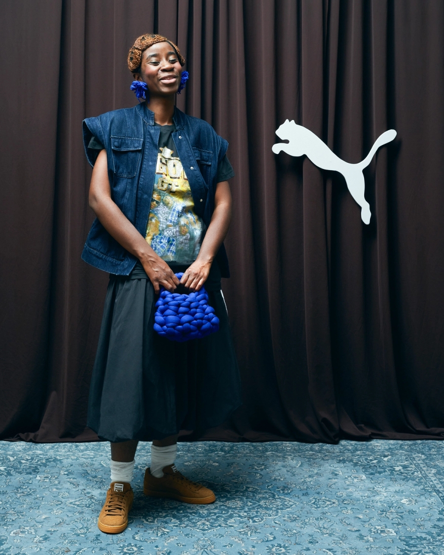T-shirt, Skirt & Shoes Puma, Jacket Chez Nous, Earrings Goatela, Bag A.G.P, Socks stylist’s own