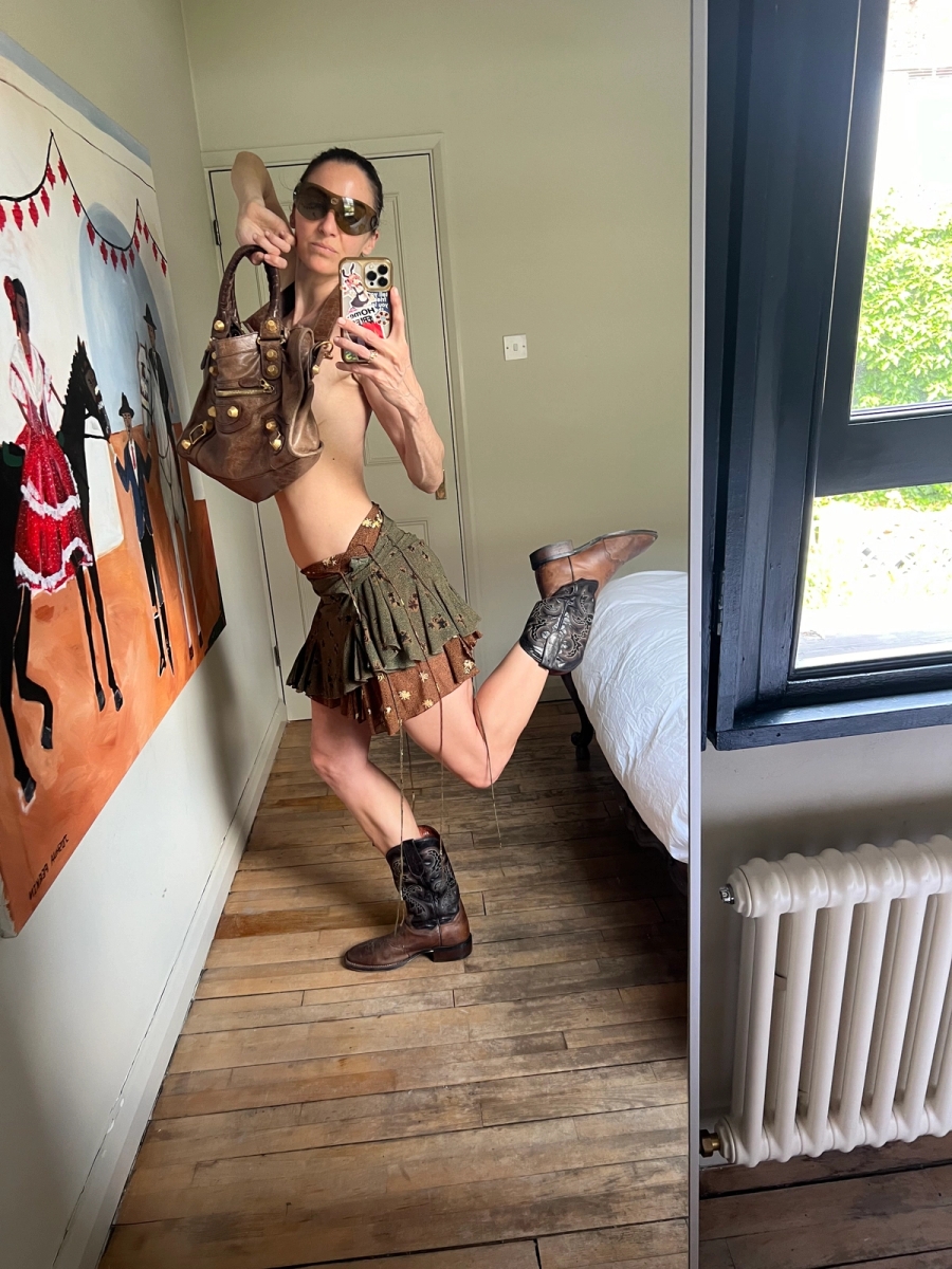 Bag Balenciaga, Skirts KNWLS, Boots Vintage