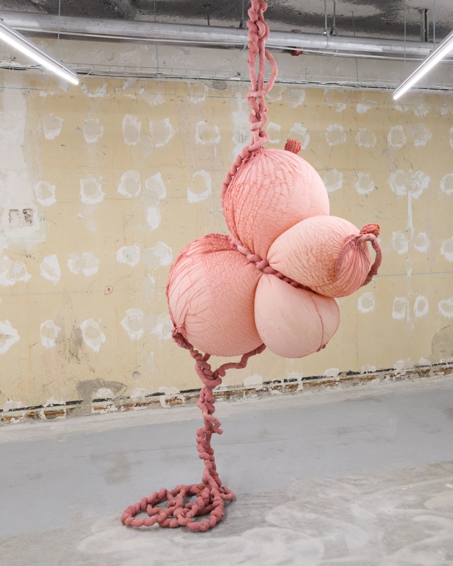 Left tor right: Michael Bühler-Rose · Kendall Koppe, Glasgow (Detail) | Eva Fàbregas · Bombon Projects, Barcelona