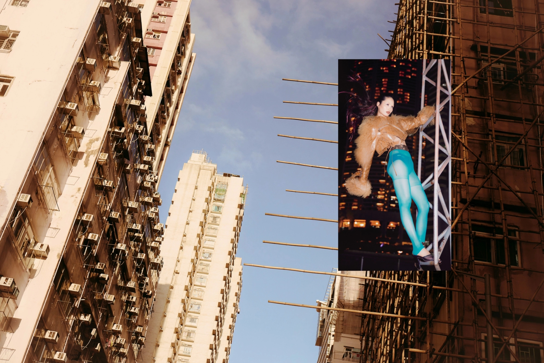 Jacket Zidi, Belt Louis Vuitton, Shoes Stylist’s own