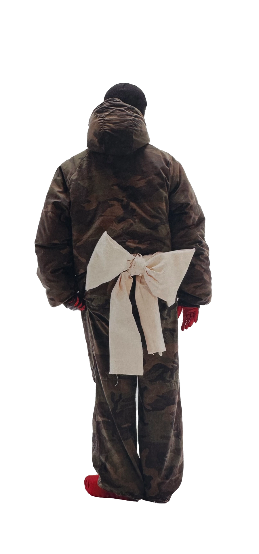 Greg Ross short / Stussy jacket / Custom made shoes - Camo esoteric set / Moncler ski mask / Vintage gloves / Intimissimi top