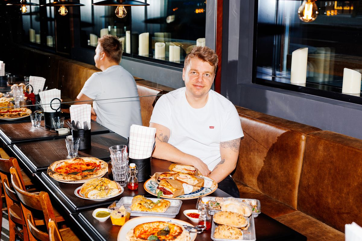 Et bilde av Joakim Korell, driftsdirektør for personalrestaurant i 4Service.