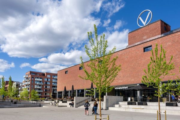 Bilde av handelshuset Vinslottet