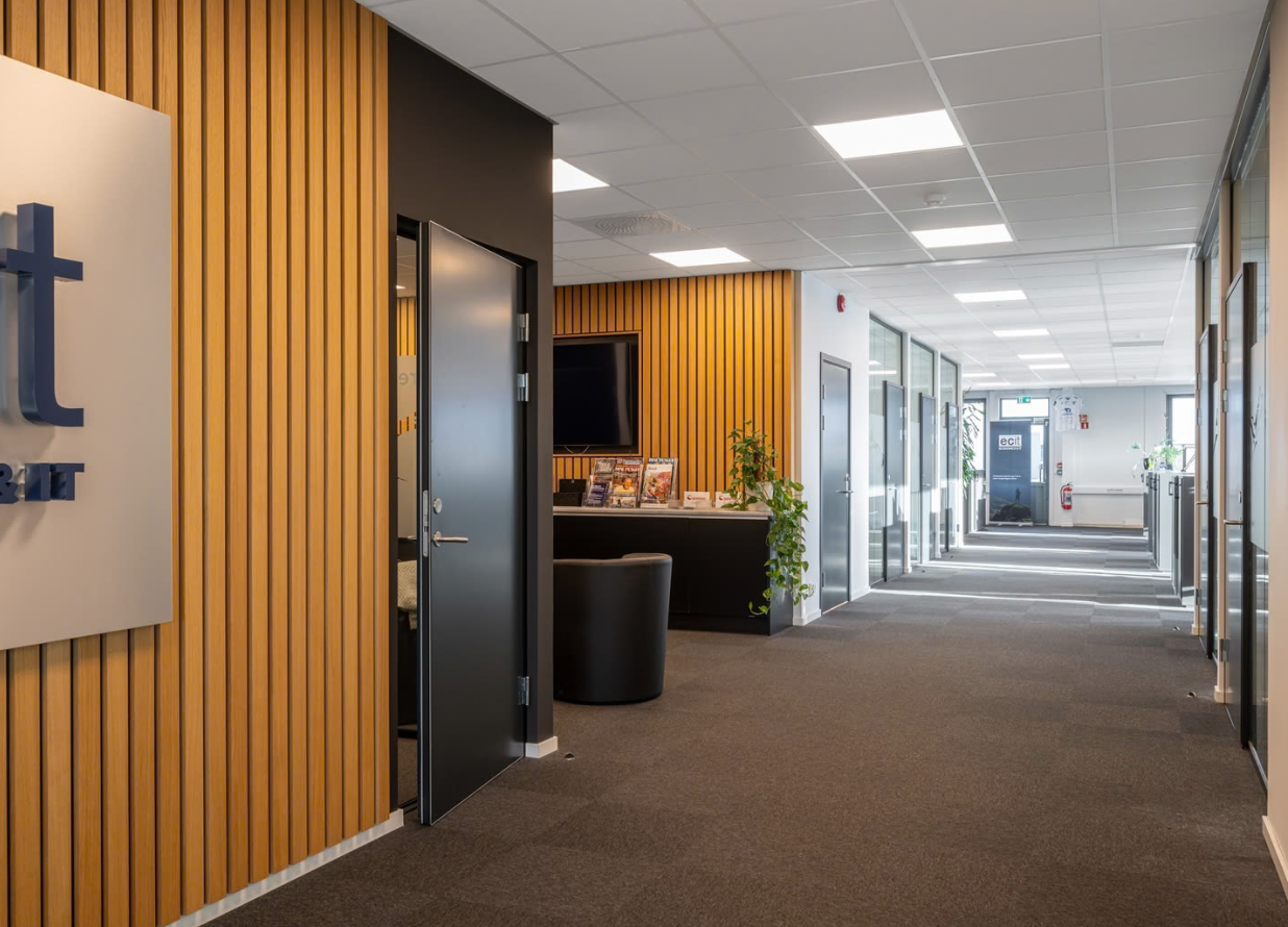 Inngang 2.etg kontorlokaler