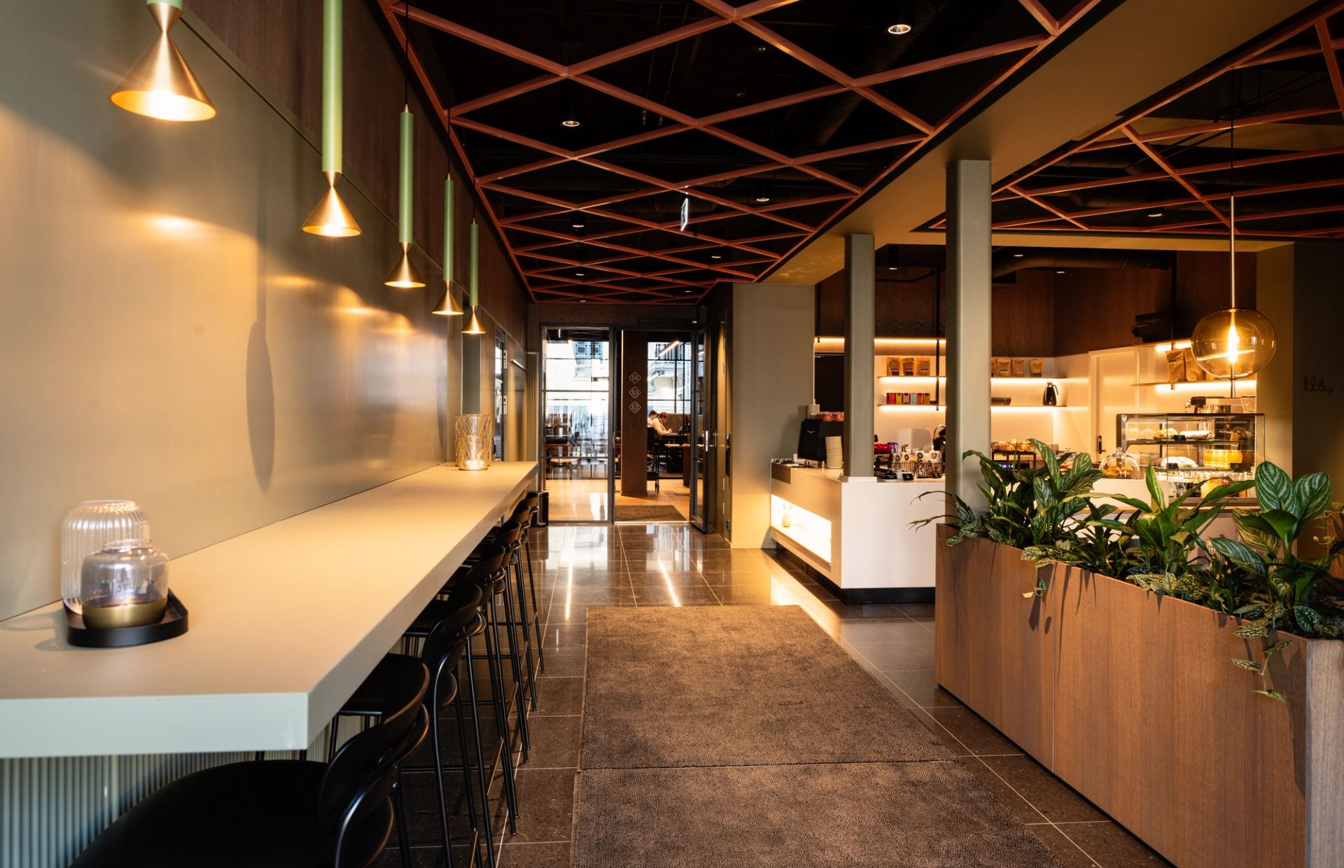 Bilde viser inngangspartiet til Parkveien 53B med egen kaffebar