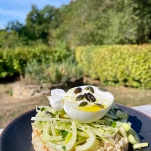 Photo de SALADE D'ORGE AU FENOUIL, POIRE ET BURRATA