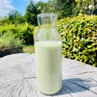 Photo de gaspacho de concombre aux anchois