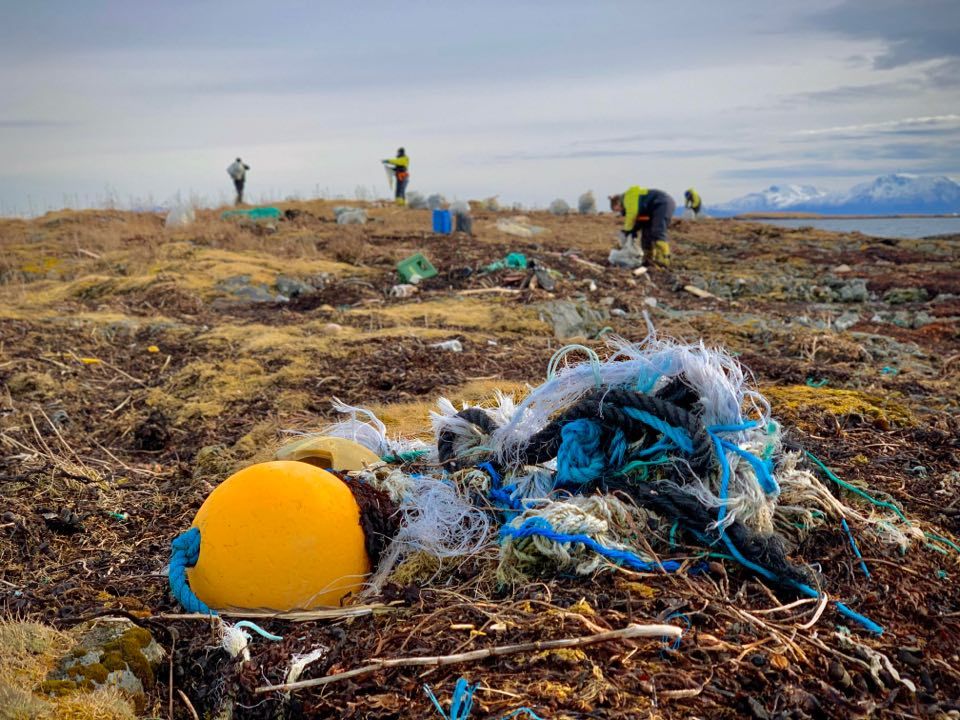Déchets sur une plage