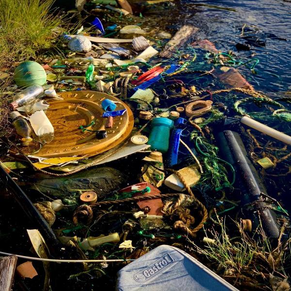 Déchets sur une plage