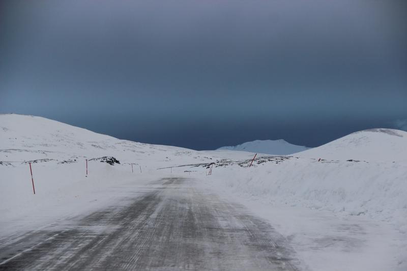 Route de Lakselv au Cap Nord sous la neige