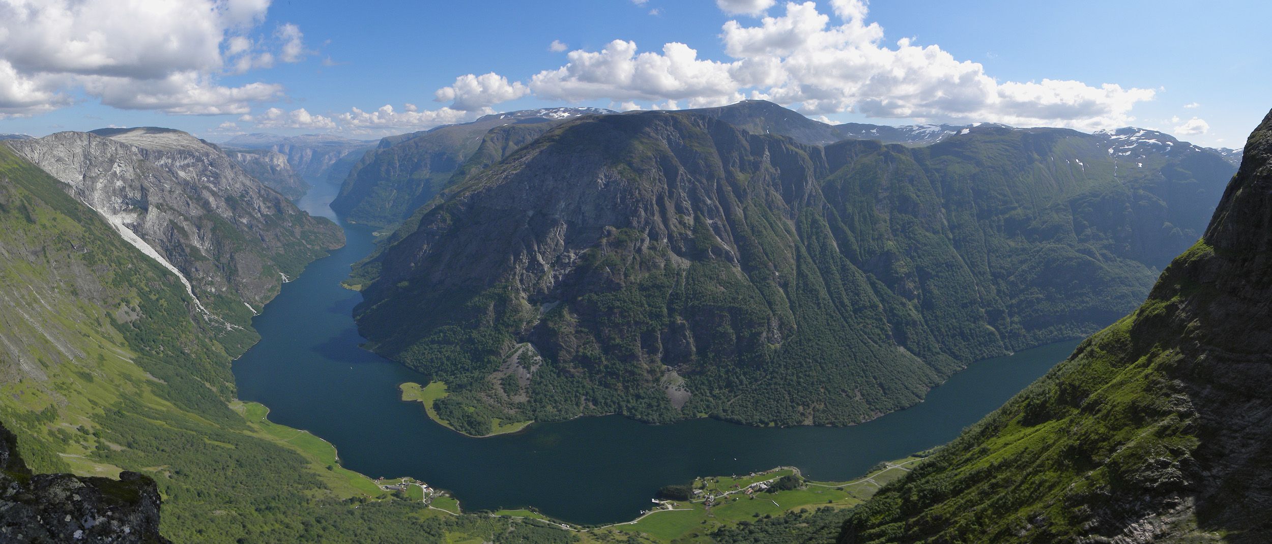 Nærøyfjorden depuis Bakkanosi