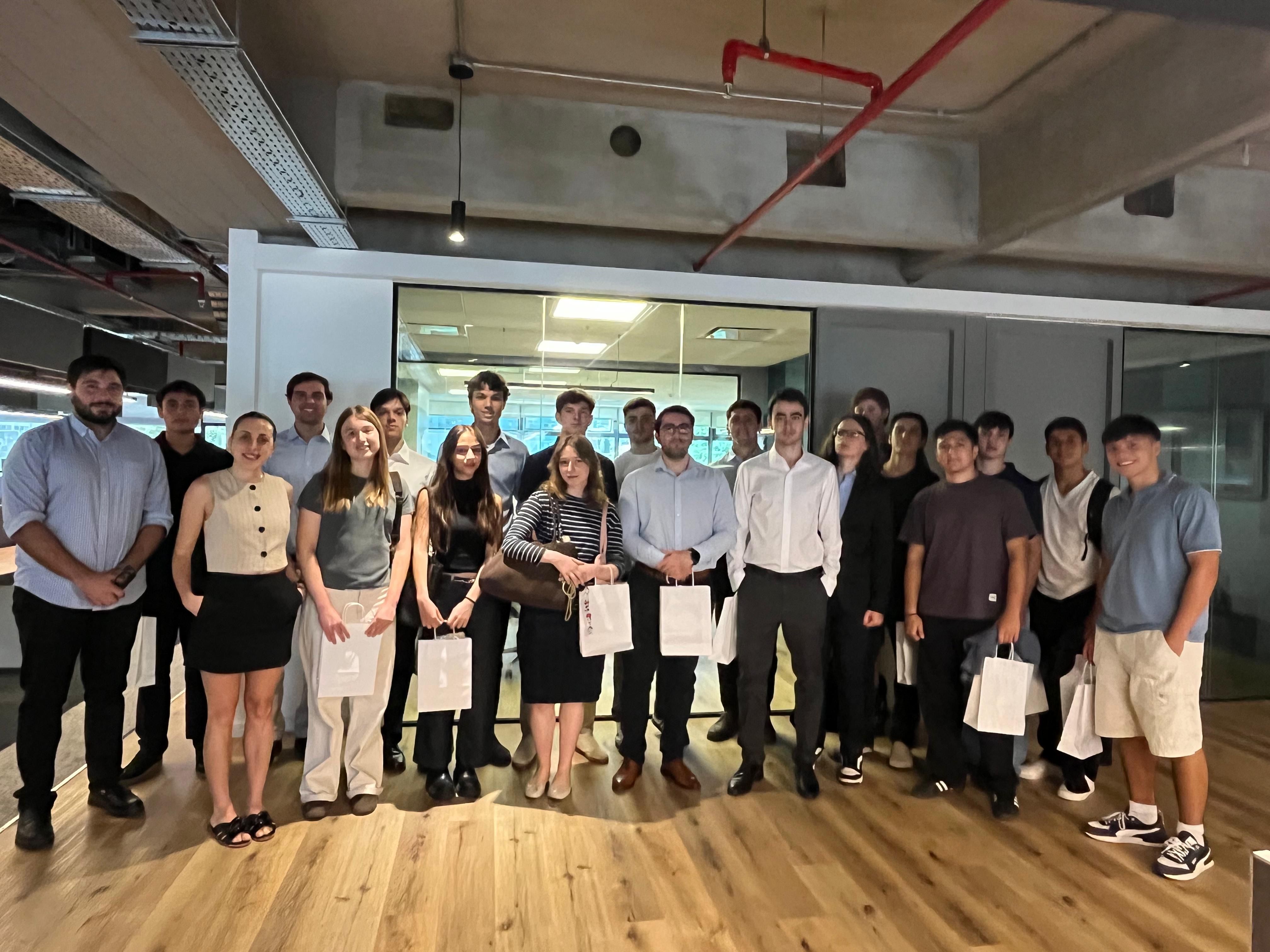 Visita a Latin Securities