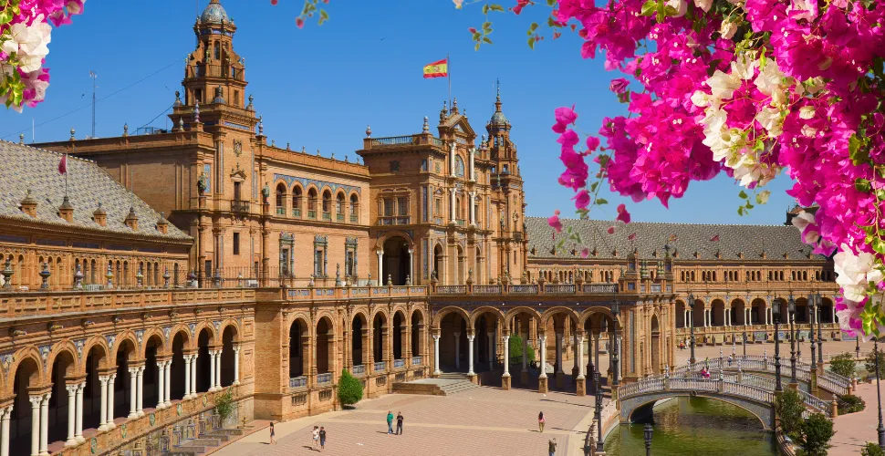 A Moving Checklist for Room Renters in Spain