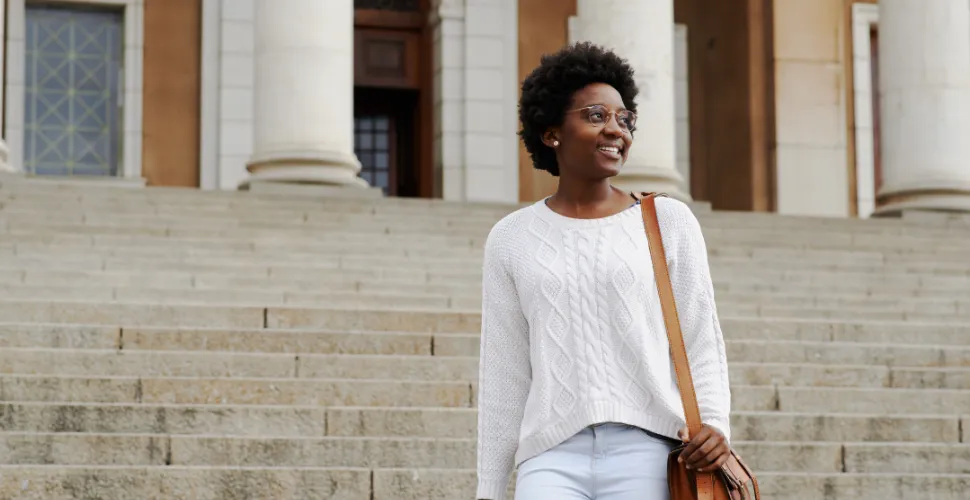 What to Expect from Freshman Dorm Life