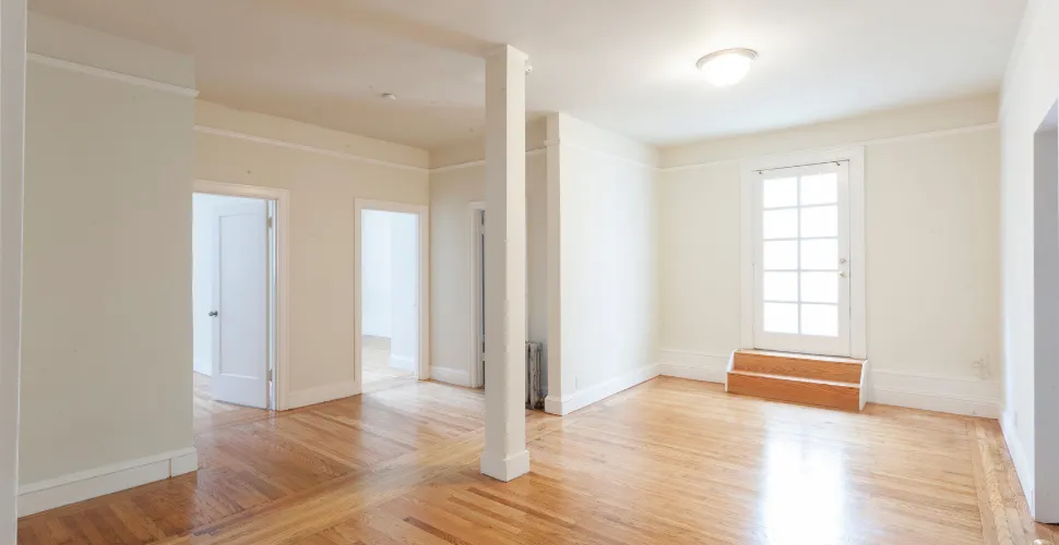 How to Move from a Dorm to an Apartment in College