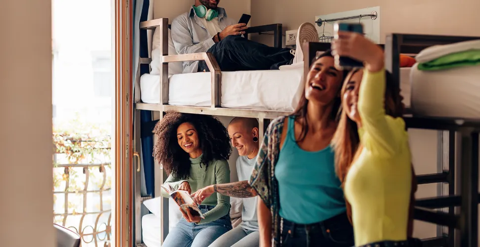 Dorm Living vs Off-Campus Housing: Which Is Better?