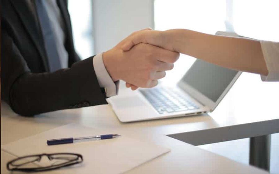 Agreeing a short-term photocopier rental
