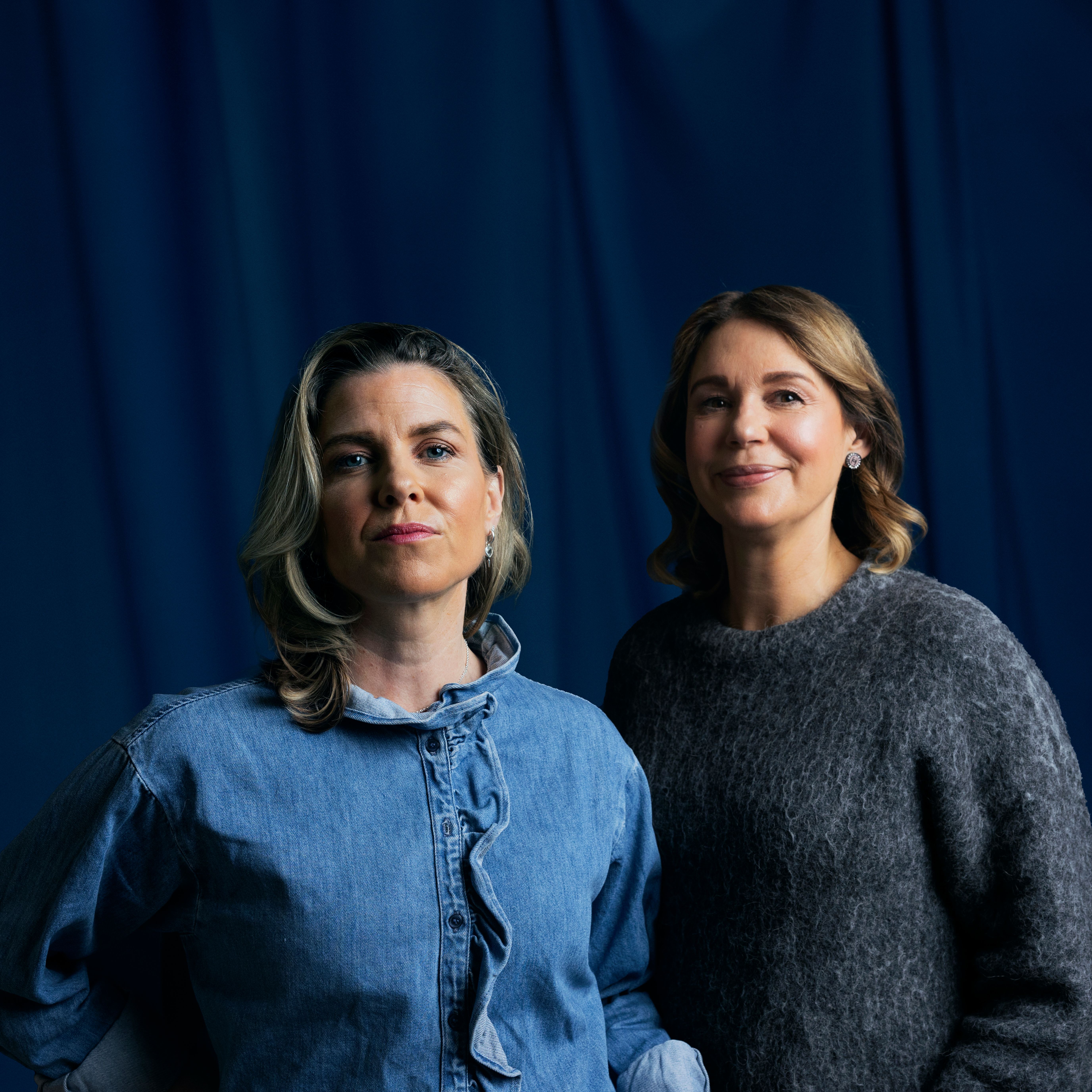 Foto på Hanna och Pingis från podden "En Economistas podcast