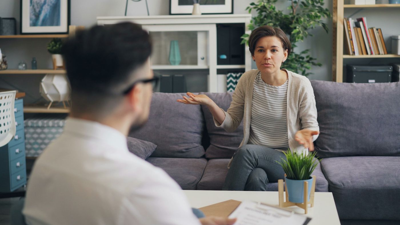 What Is a Dual Agency in Real Estate and Should You Avoid It?