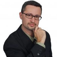 Portrait of Ben Leybovich
