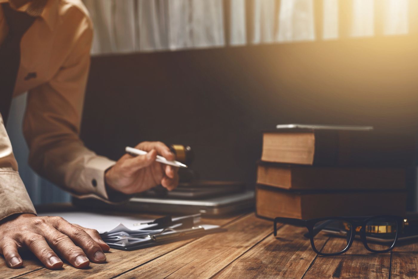 Understanding Real Estate Regulation in Florida