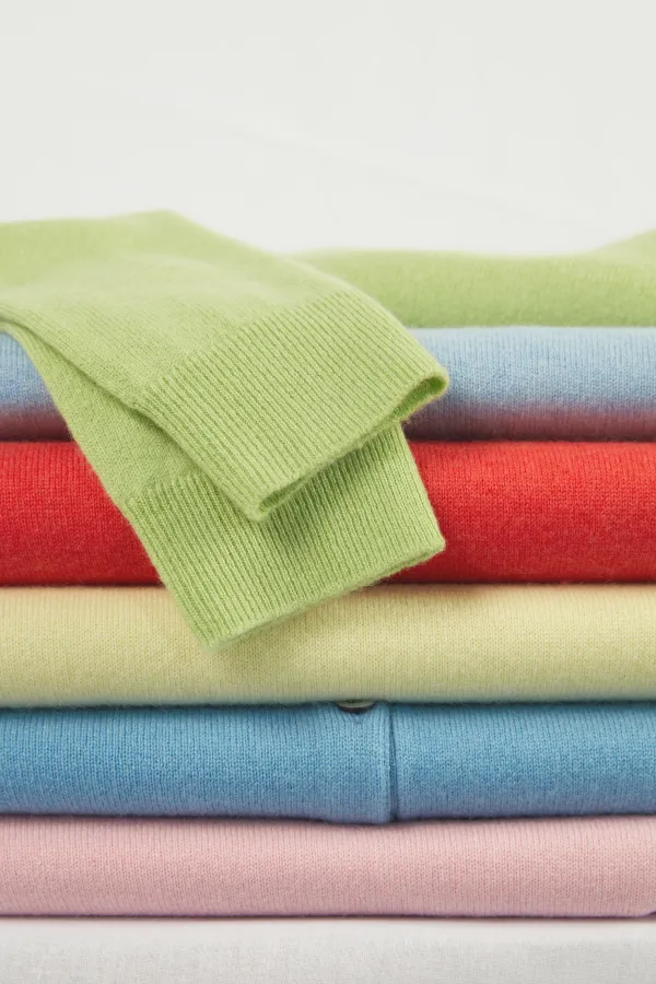 Why Stop at Beige? Explore GOBI's Seasonal Shades for Essential Cashmere