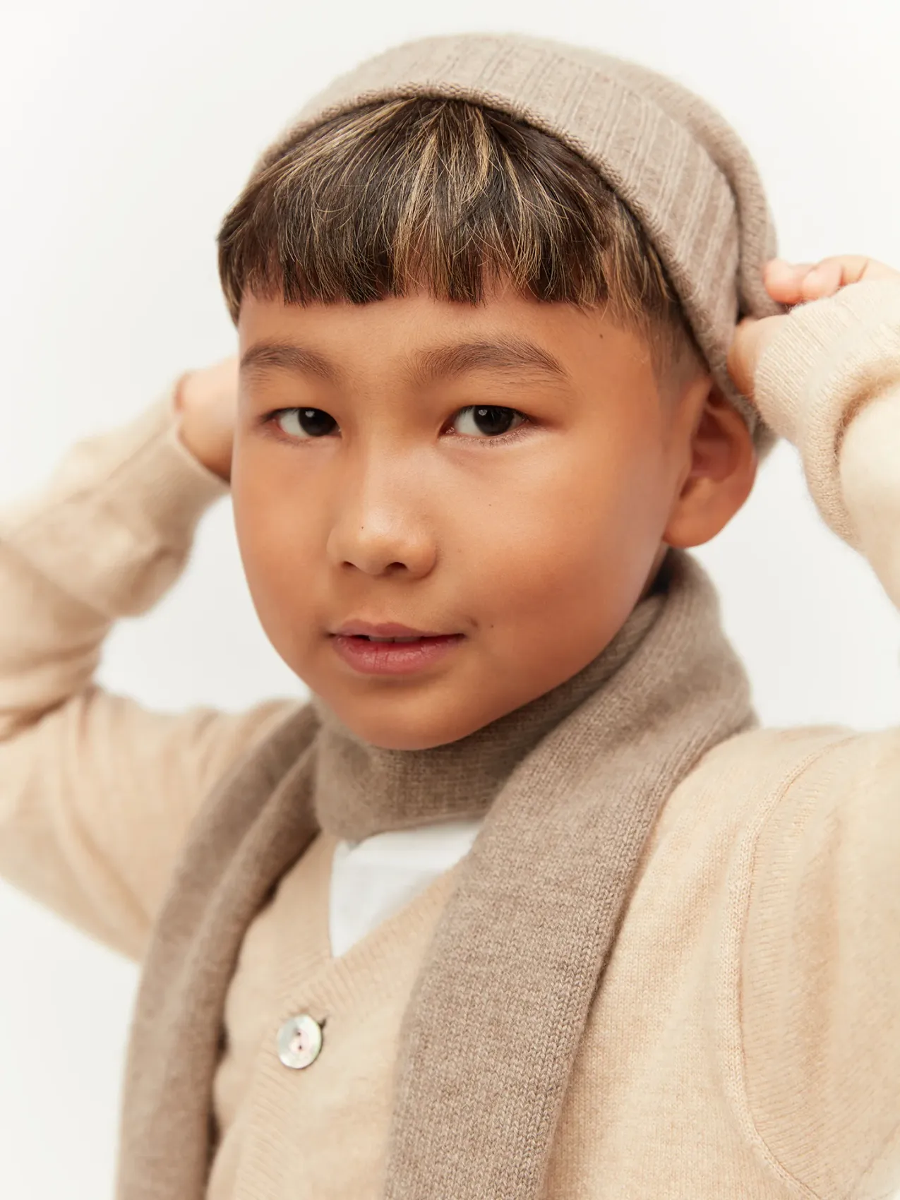 Organic Cashmere Colour Cashmere Beanie for Kids Taupe | GOBI Cashmere