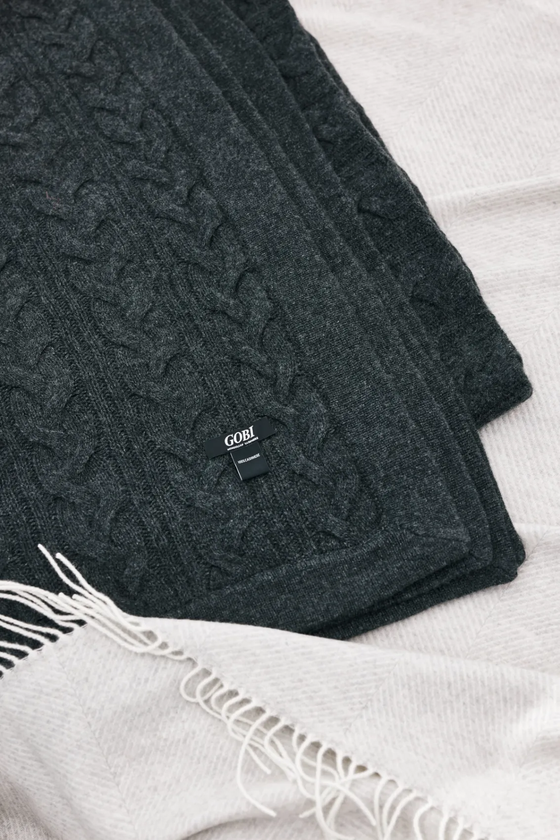 Cable Knit Cashmere Blanket | GOBI Cashmere