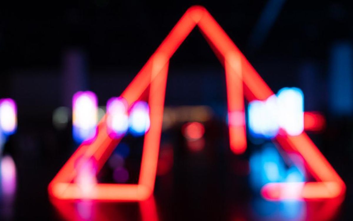 Global News and Trends