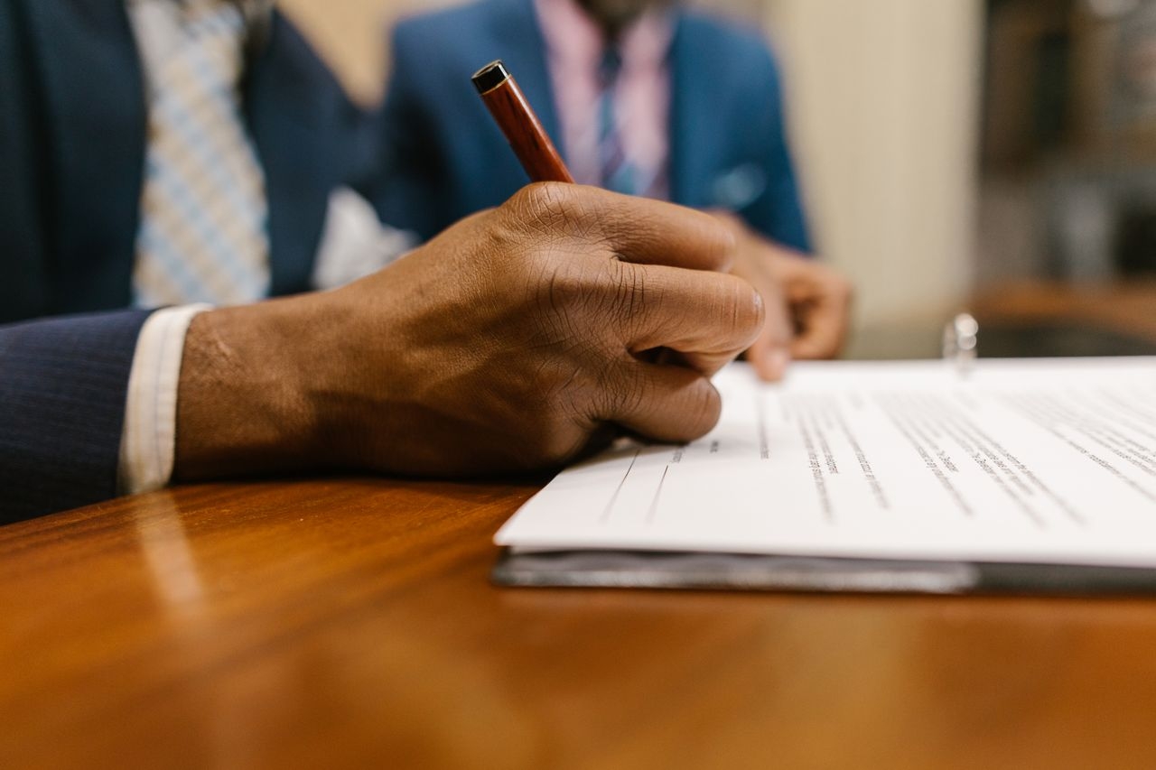 Image Breach of Contract in NJ Should Your Business Send a Demand Letter, Negotiate, or File Suit.jpg