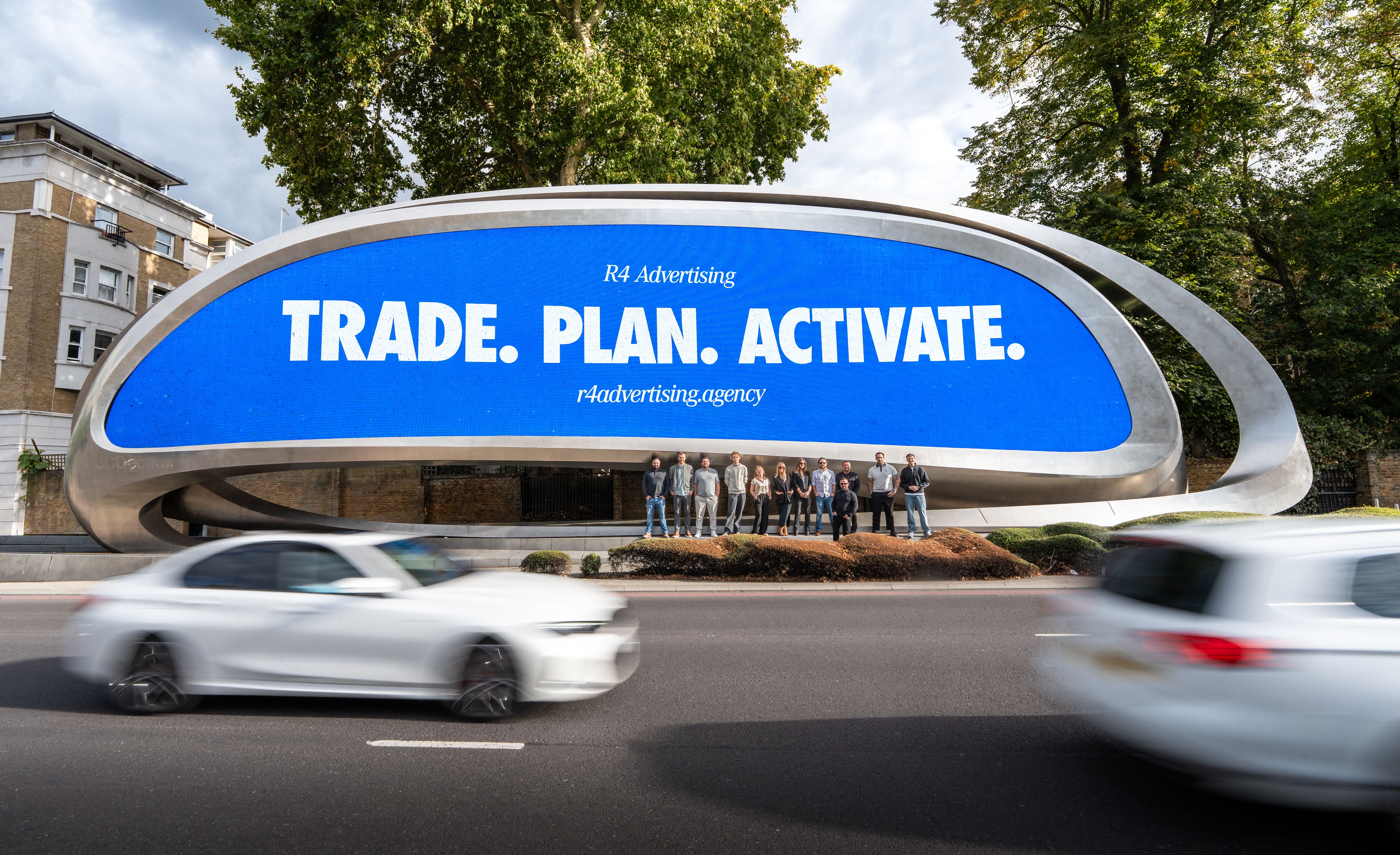 R4 Advertising - Media Buying and Planning - London & Cardiff