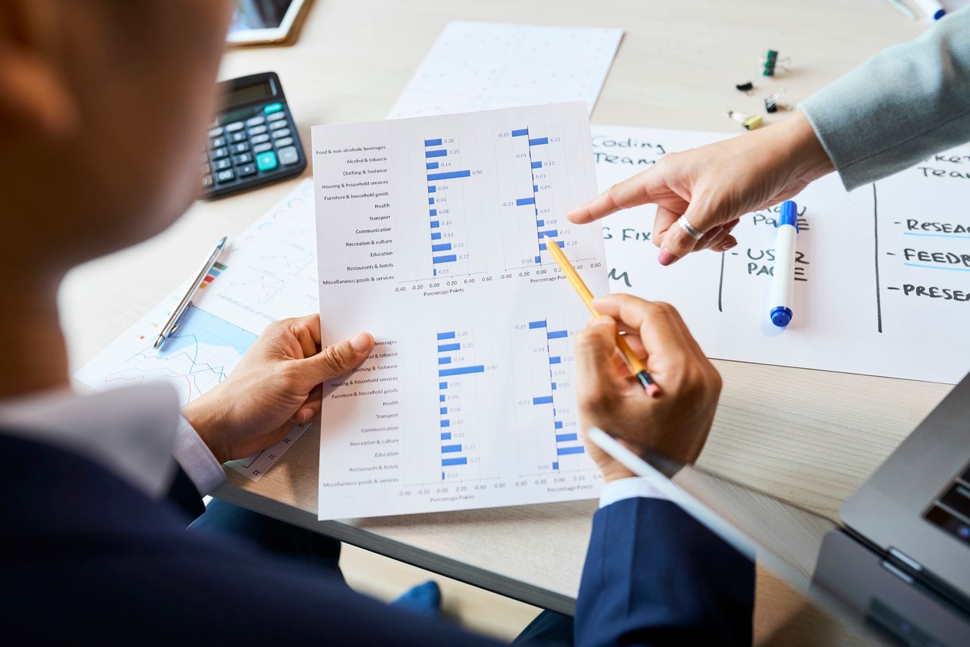 Response bias: entrepreneurs analyzing survey results 