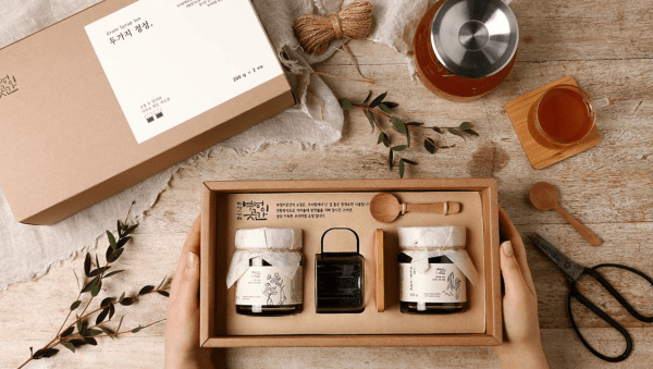 Unique packaging includes the interior