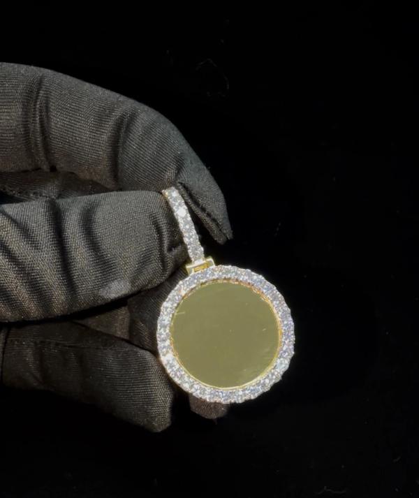 Mirror Frame Pendant detail 1