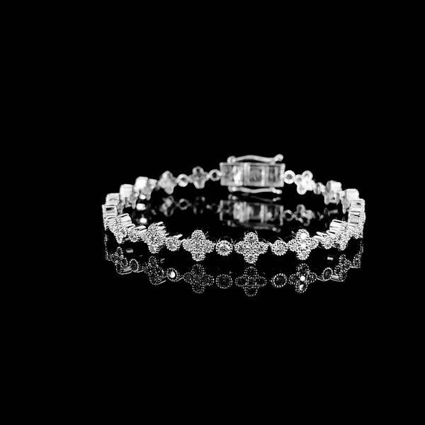 Clove Bracelet detail 1