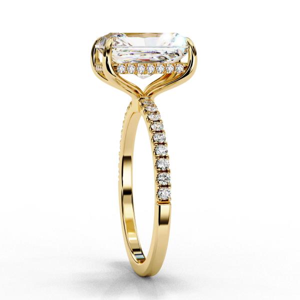 5.38 Carat Radiant & Round Cut Diamond Ring detail 1