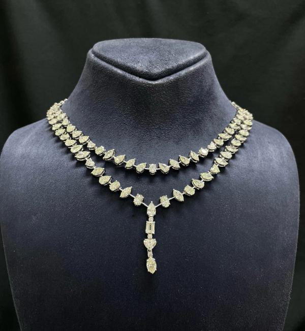 Exclusive Fancy Shape Diamond Necklace detail 1