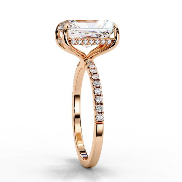 5.38 Carat Radiant & Round Cut Diamond Ring detail 6