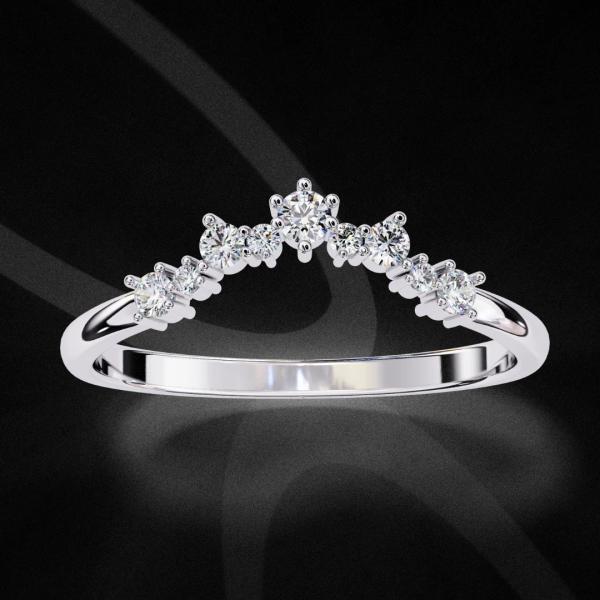 Round Cut 0.25 Carrat Diamond Luna Ring detail 2