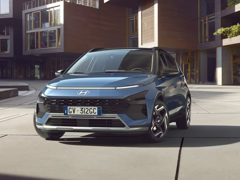 Hyundai auto noleggio nuova BAYON