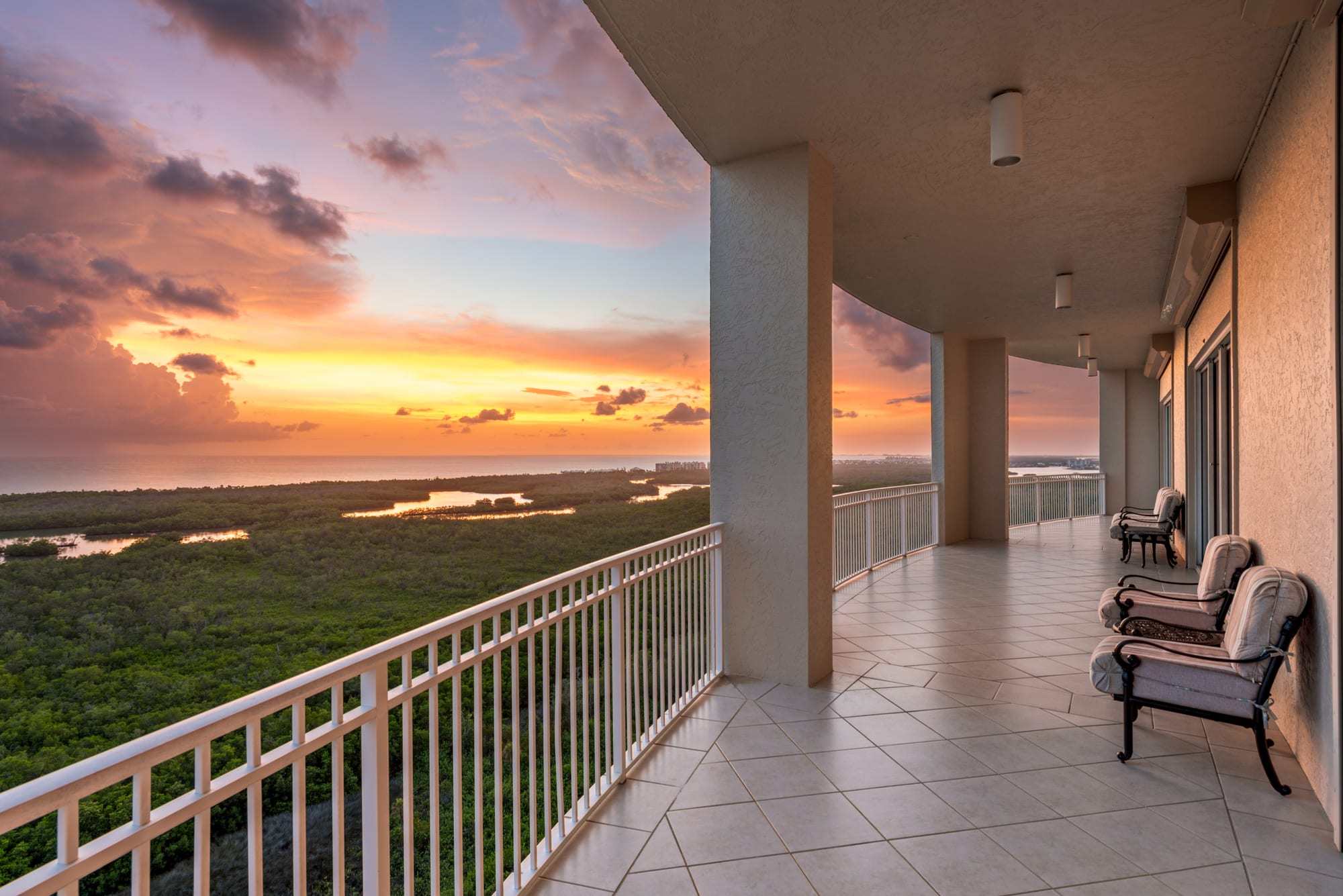 Sunset from the 17th floor of Top of the Pointe