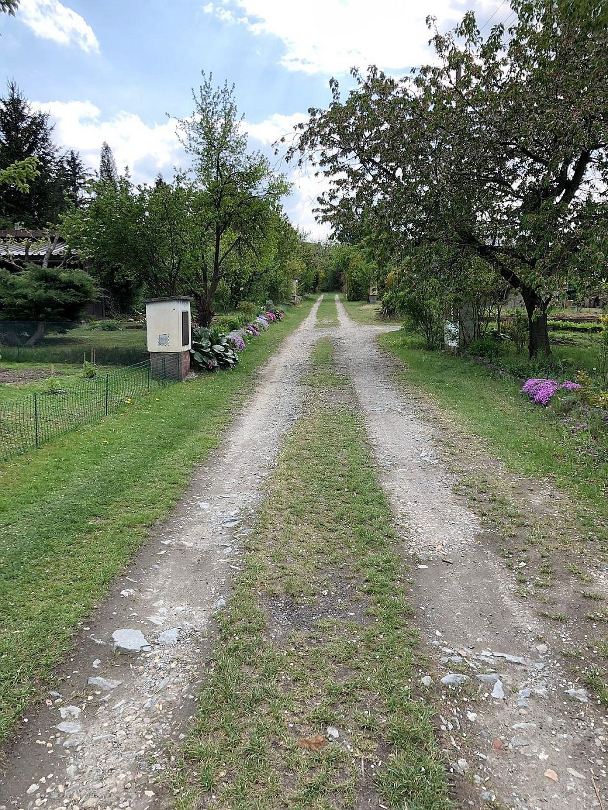 Nabízíme k pronájmu chatu s pozemkem v Plzni – foto 11
