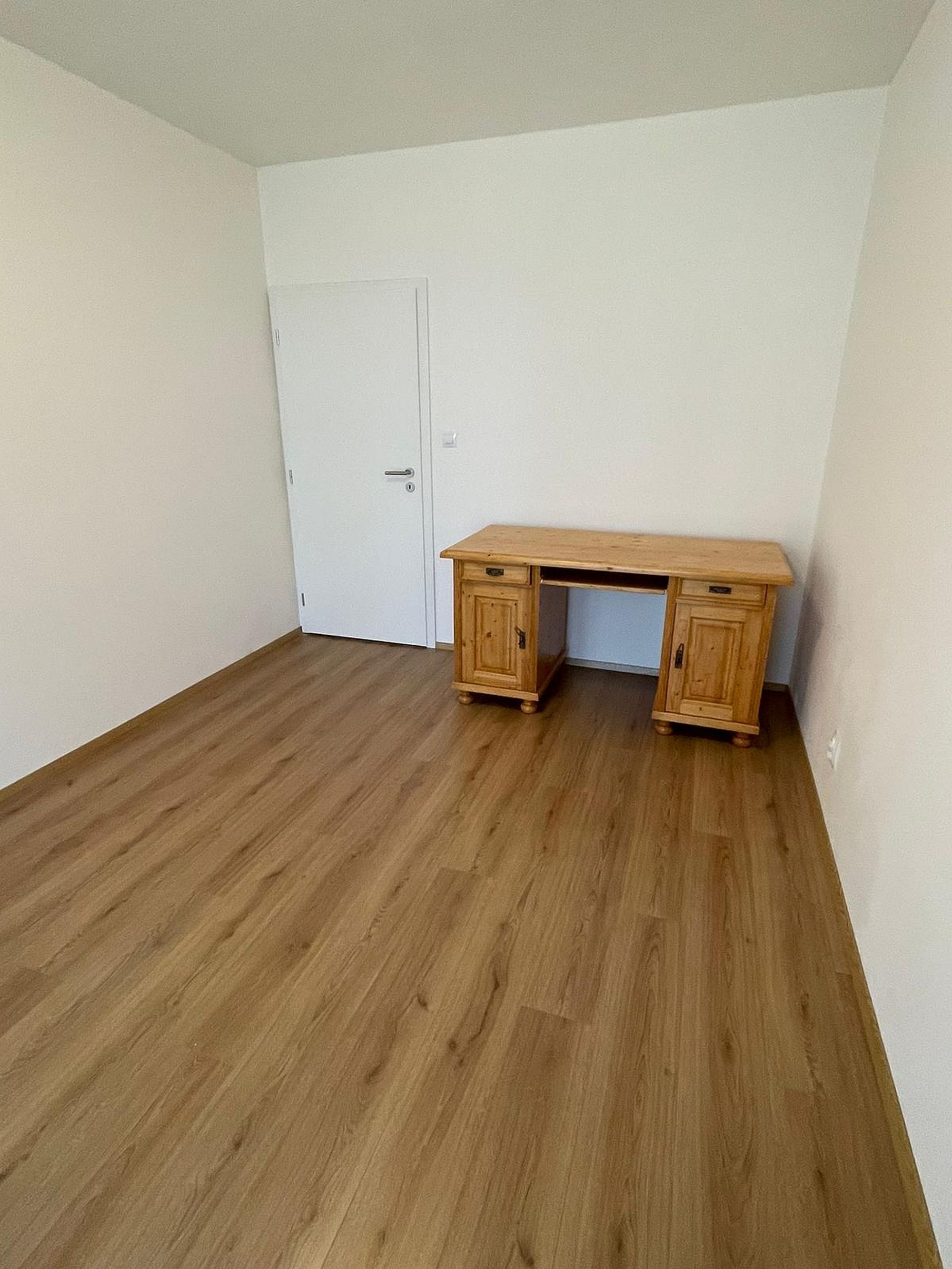 Pronájem novostavby bytu 2+kk s předzahrádkou a dvěma parkovacími stáními v Plzni - Valše – foto 9
