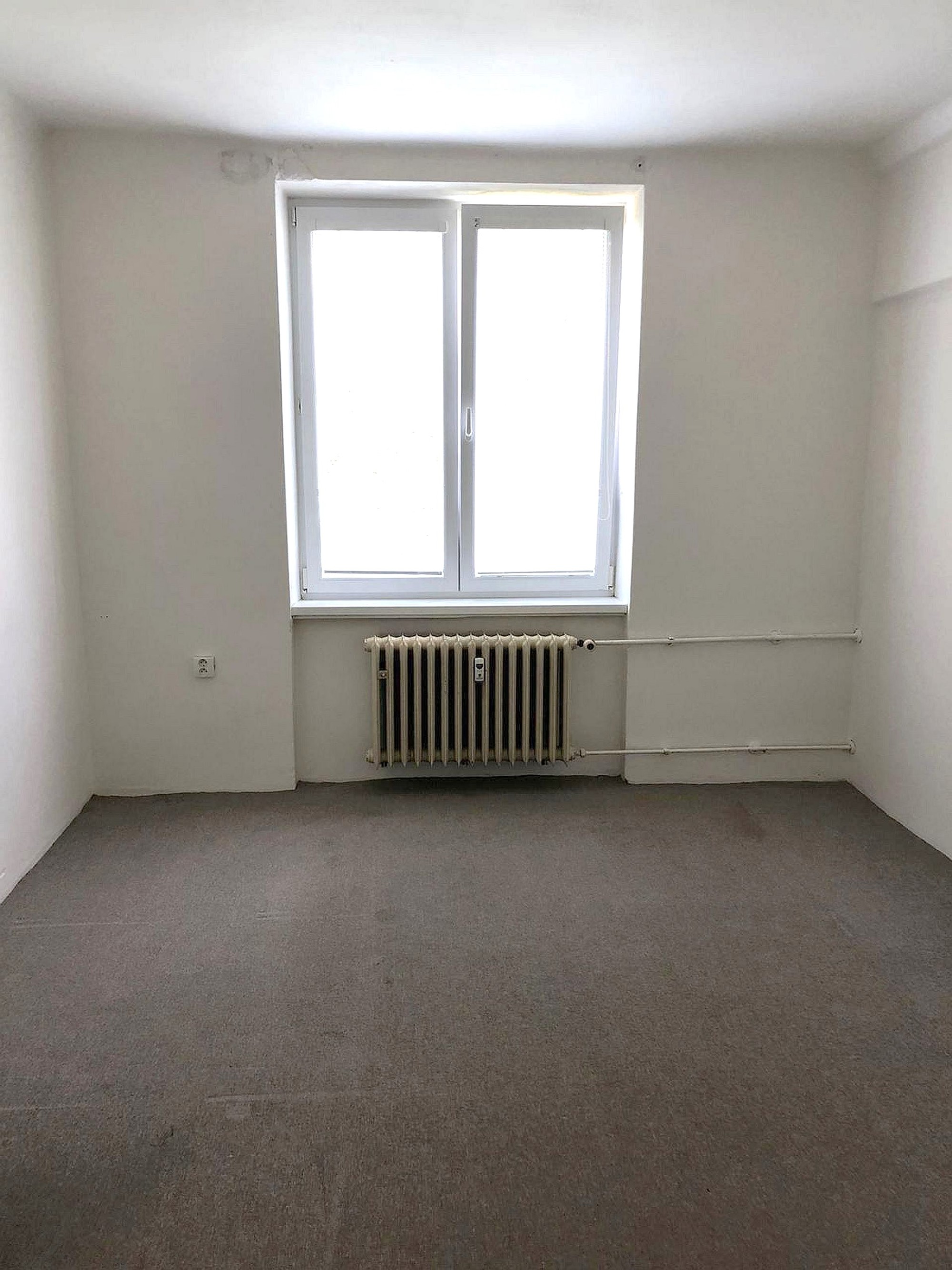 Pronájem cihlového bytu 2+1 v Plzni na Slovanech – foto 5