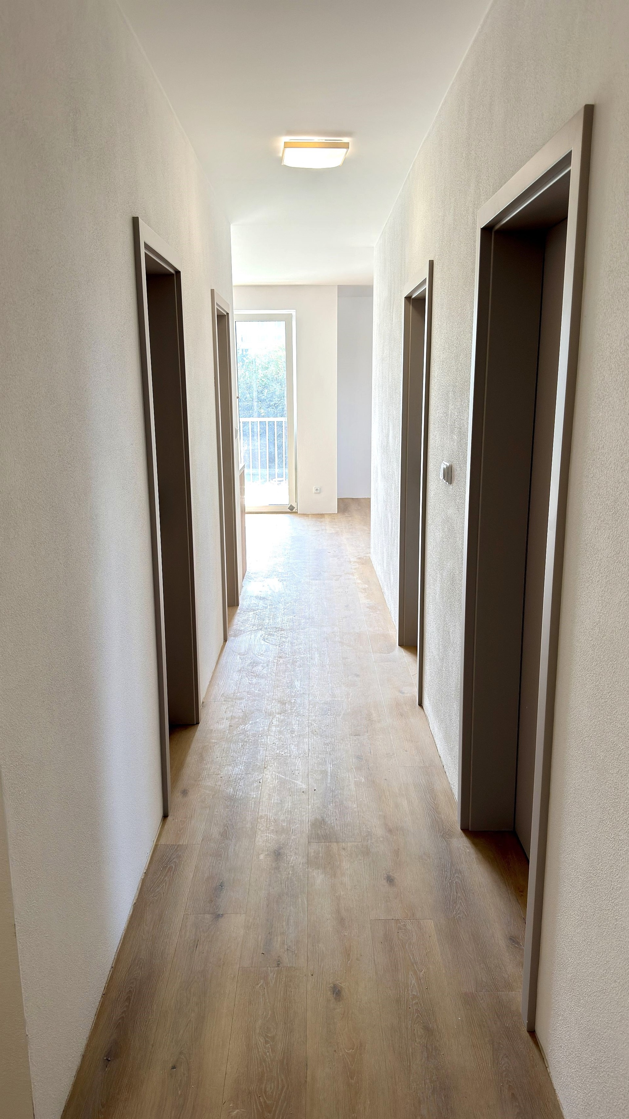  Pronájem novostavby bytů v Plzni - Křimicích – foto 9