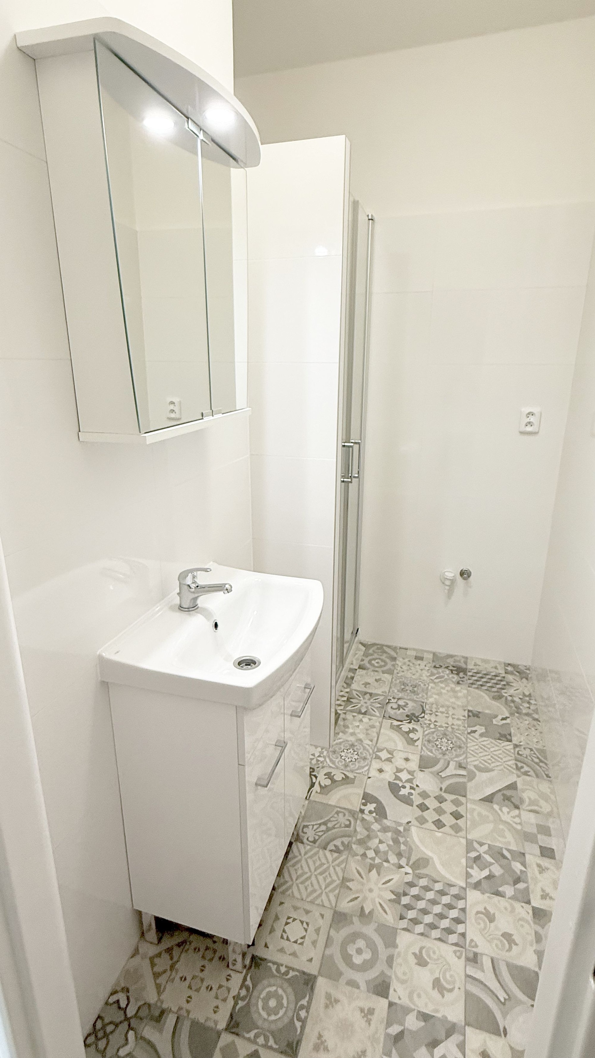 Pronájem zrekonstruovaného bytu 2+1  v Plzni na Borech – foto 7