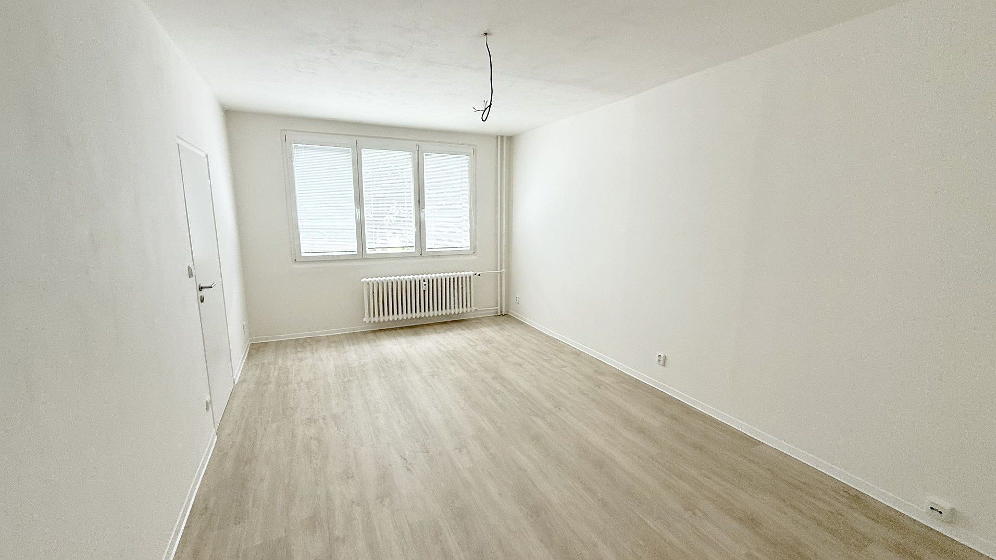 Pronájem zrekonstruovaného bytu 2+1  v Plzni na Borech – foto 5