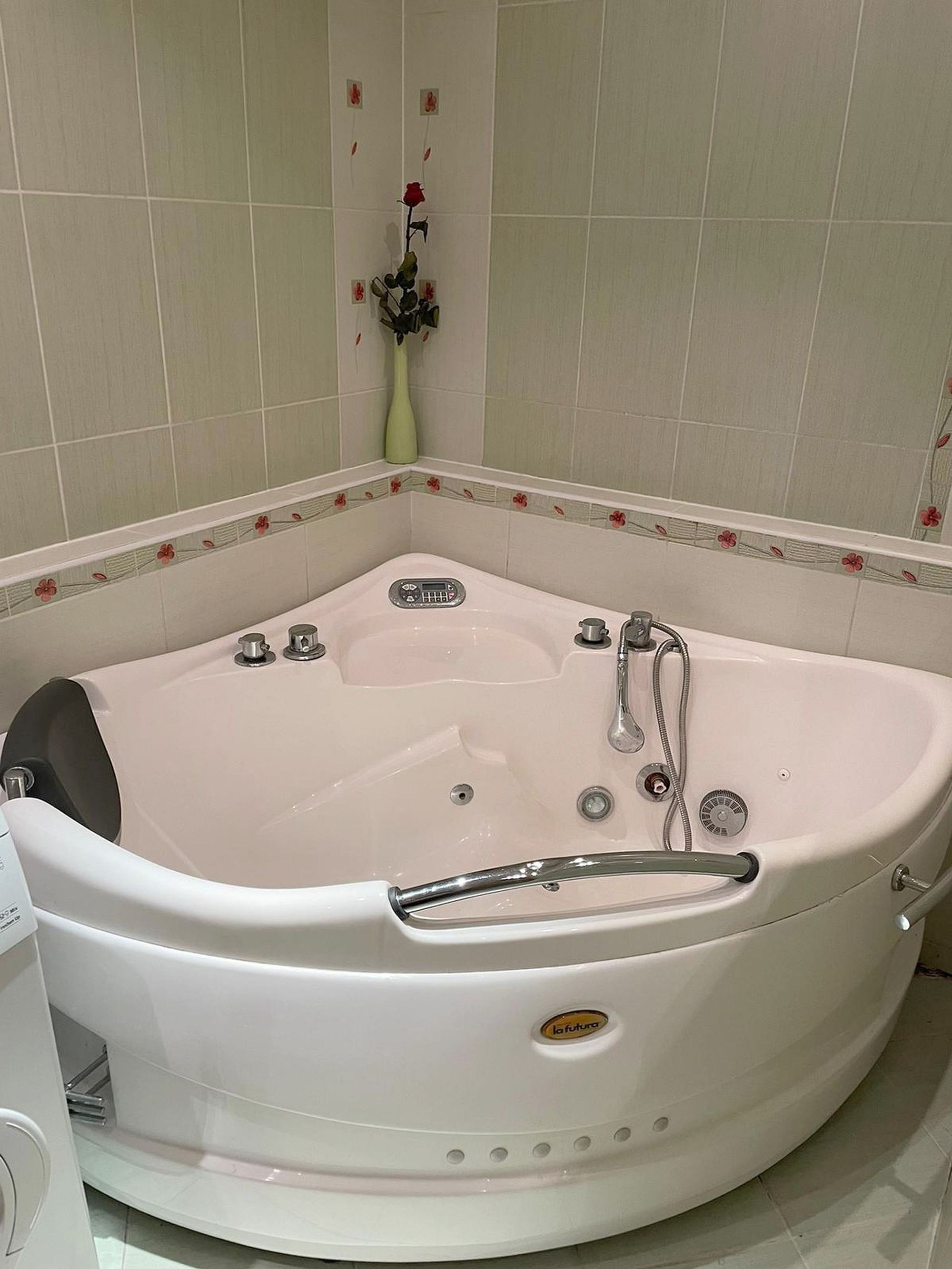 Pronájem novostavby bytu 3+kk s balkonem a parkovacím stáním v Plzni na Slovanech – foto 4