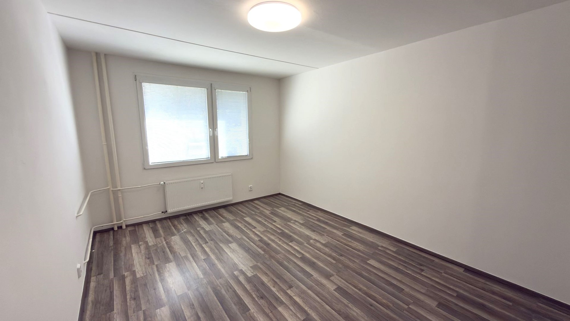 Prodej bytu 2+1 v Plzni na Doubravce – foto 8