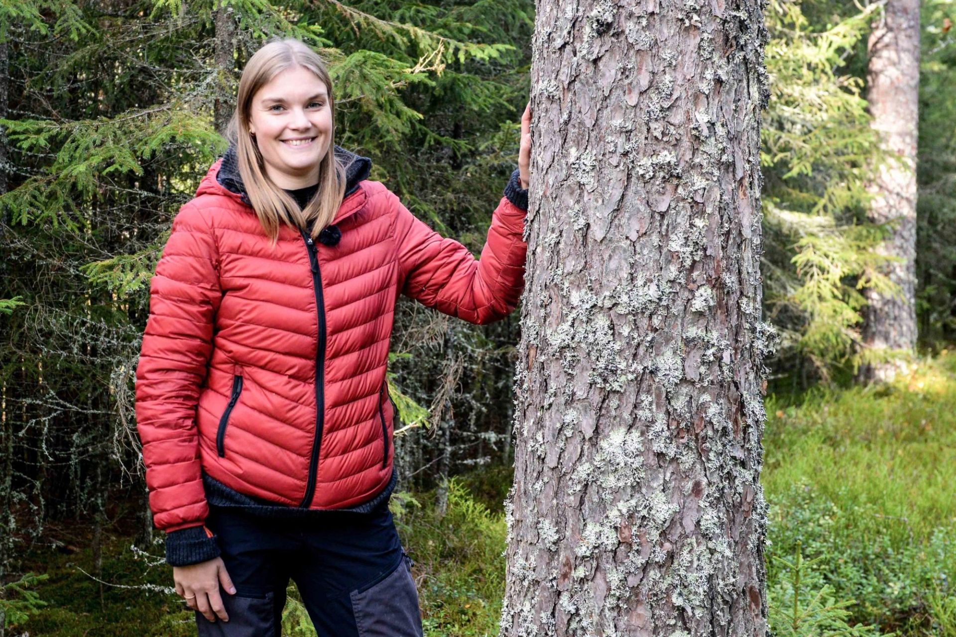 Ida Aarø ønsker at folk flest skal få mer kunnskap om de miljøhensynene som tas i det norske skogbruket.